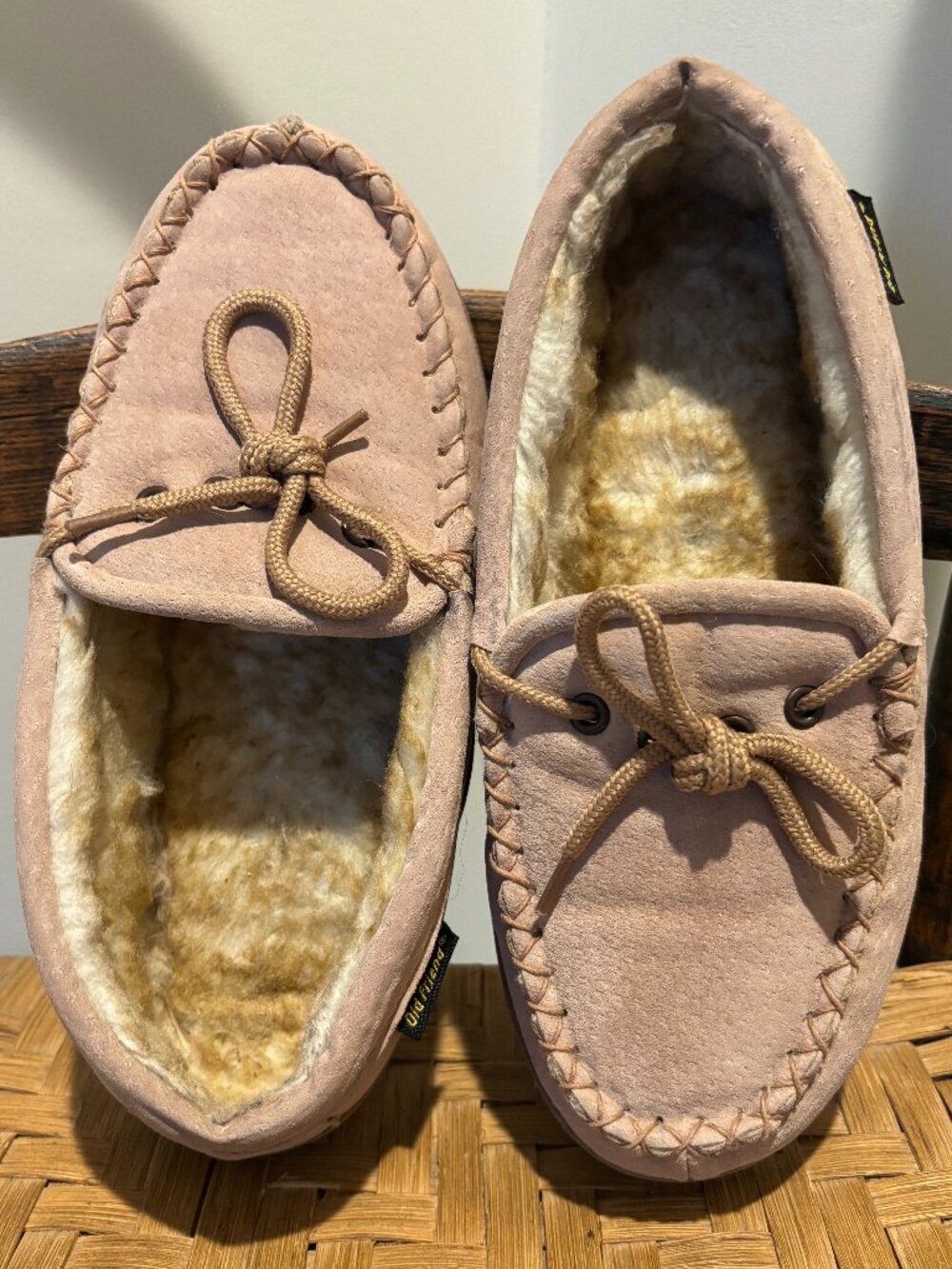Old Friend Suede Washington Loafer Moccasin Slippers, size 7